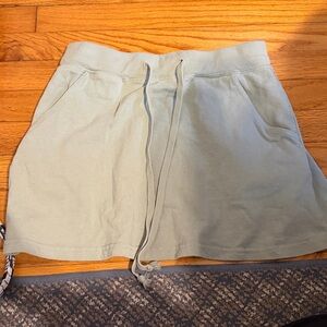 Brandy Melville skirt
